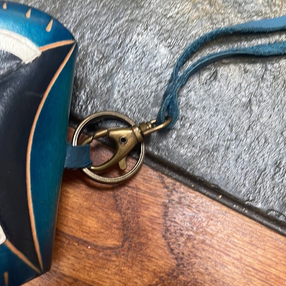 2 owl embossed leather handmade crossbody wristlet keychain bag handbag purse - Picture 8 of 11